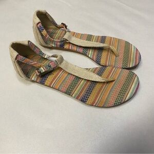 TOMS Women’s Playa Tribal Sandals Size 6.5 Woven Canvas Thong Strappy Flats